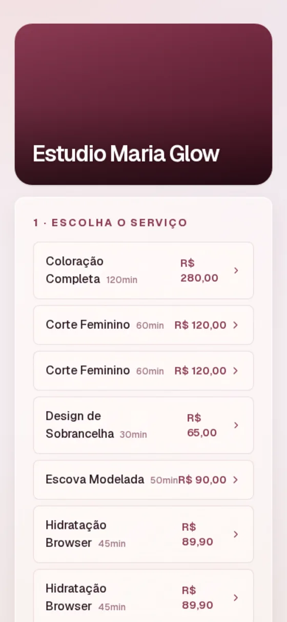 Cliente escolhendo dia e horário pelo celular, no link do salão